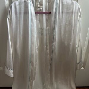 In Bloom Bridal White Satin Kimono